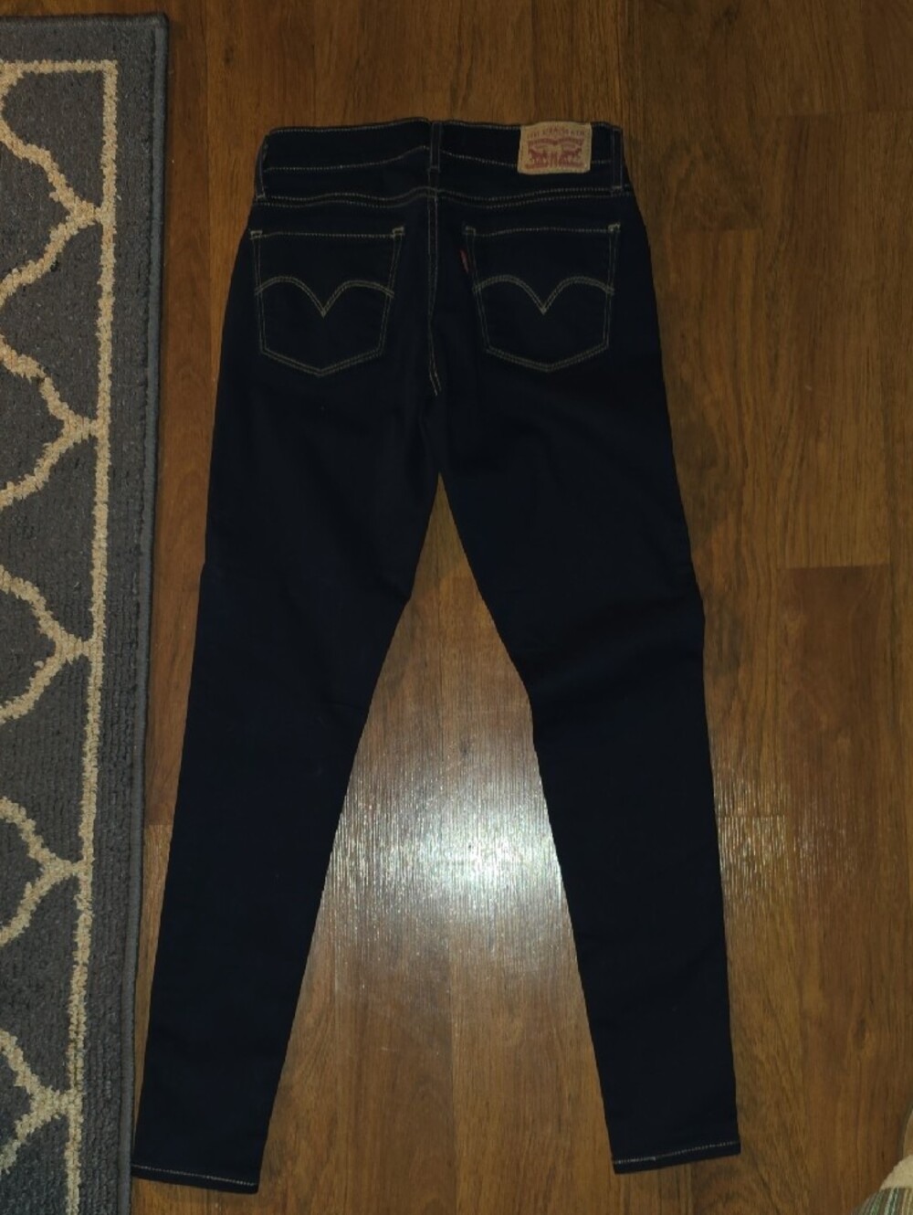 Levi's Dark Blue Skinny Jeans with Contrast Stitching - Picture 3 of 3